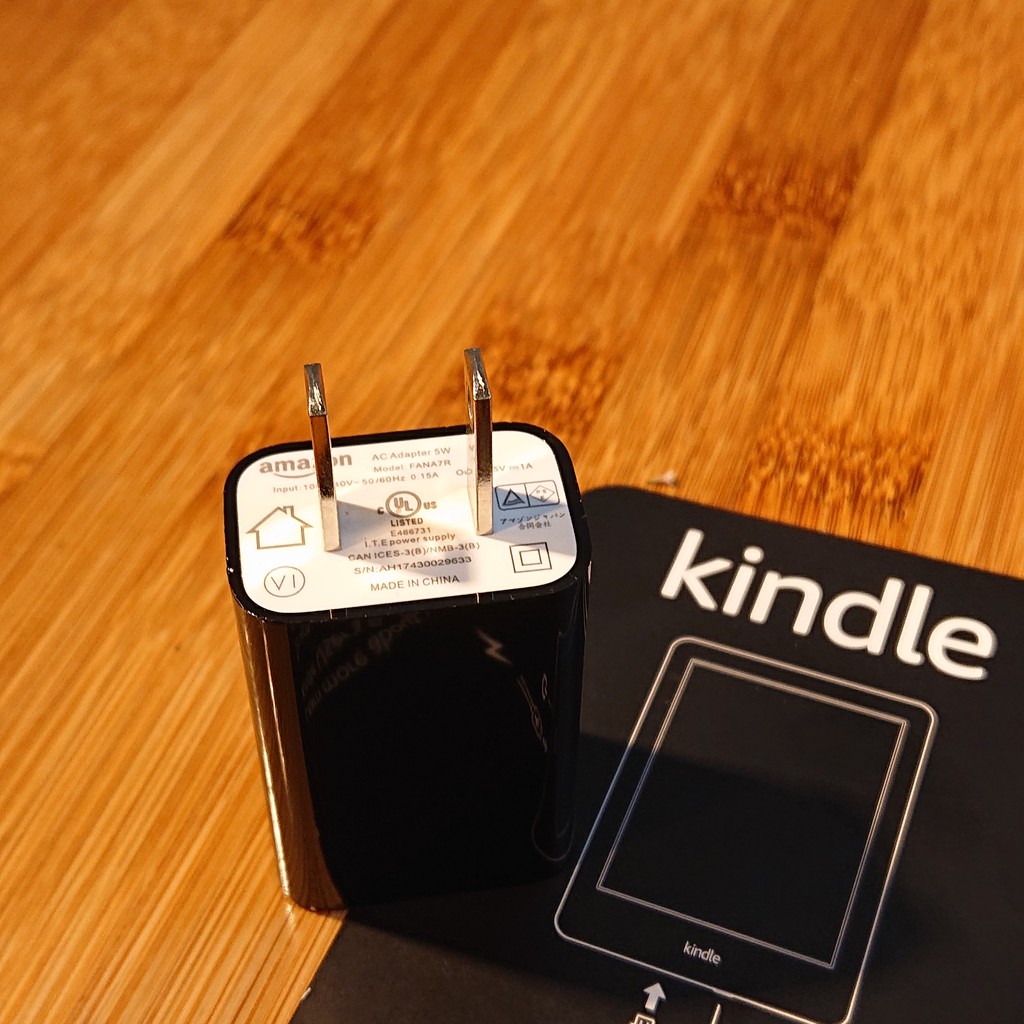 Cáp và Củ sạc cho máy đọc sách Kindle hàng chính hãng like new bóc máy