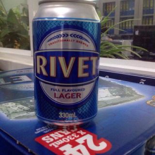 Bia Rivet bia Úc