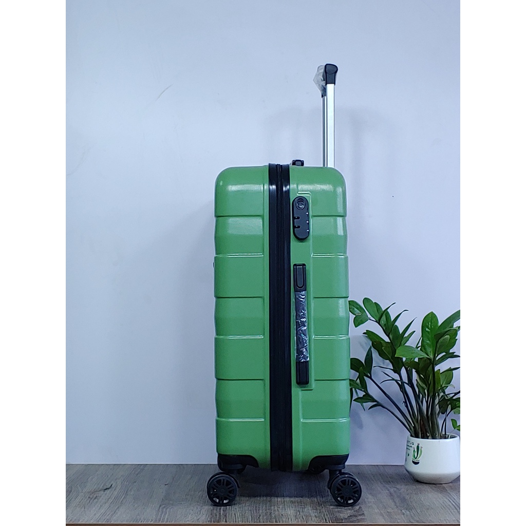 VALI C162-XLC-24, Nhựa dẻo ABS+PC chống va đập, SIZE 20,24 hàng chuẩn Việt Nam VINALUG