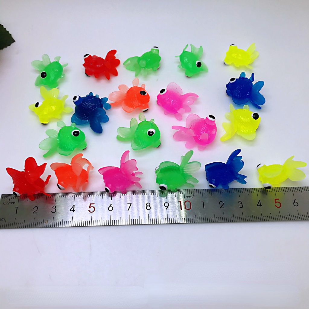 Set 10 Mô Hình Cá Vàng Bằng Cao Su Mềm Cho Bé