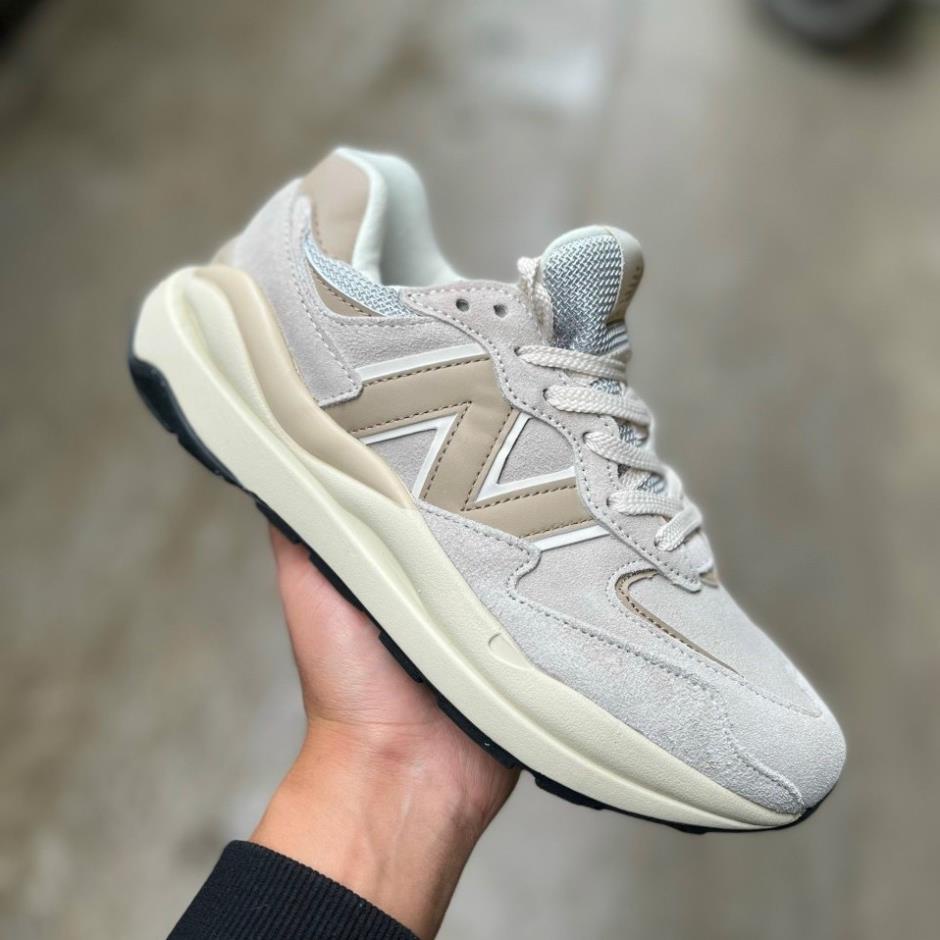 giày newbalance xám 530,574 giày NB 300 xám đế cao 🐡