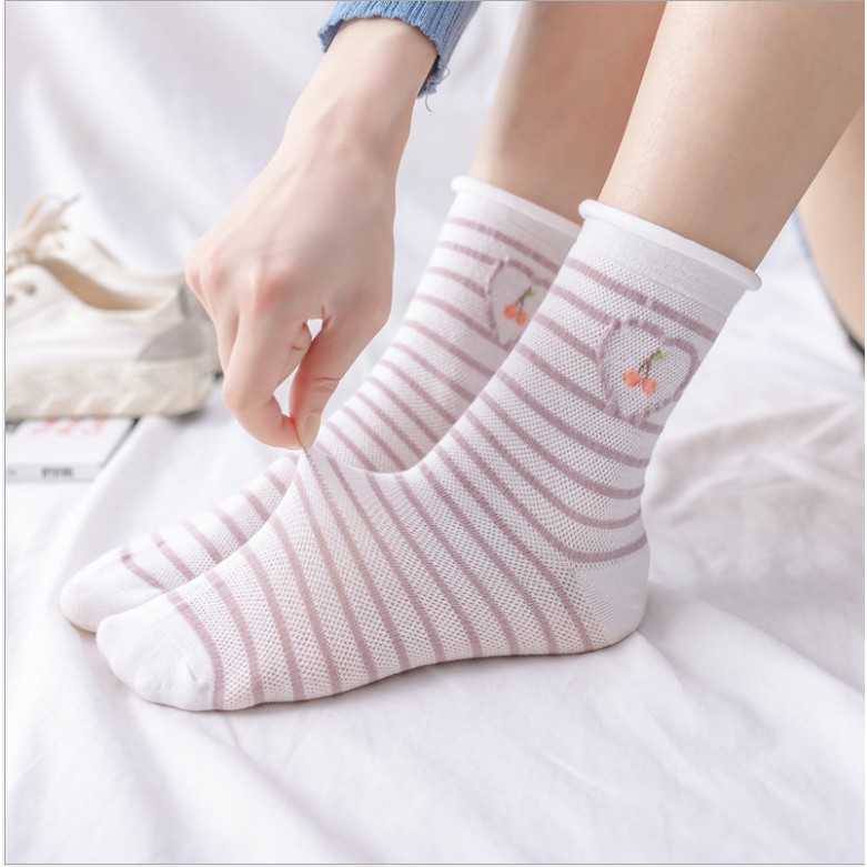 Tất cổ cao, vớ cổ cao nữ trắng họa tiết dễ thương vải co giãn thời trang Hàn Quốc TC01