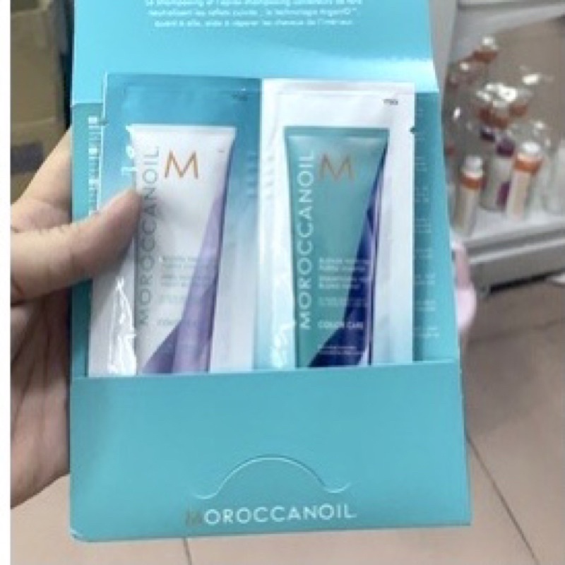 DẦU GỘI XẢ TÍM KHỬ ÁNH VÀNG CHO TÓC TẨY TÓC BẠCH KIM HAY TÓC MỎROCCANOIL BLONDE PROTECTING VIOLET size du lịch 10ml x 2