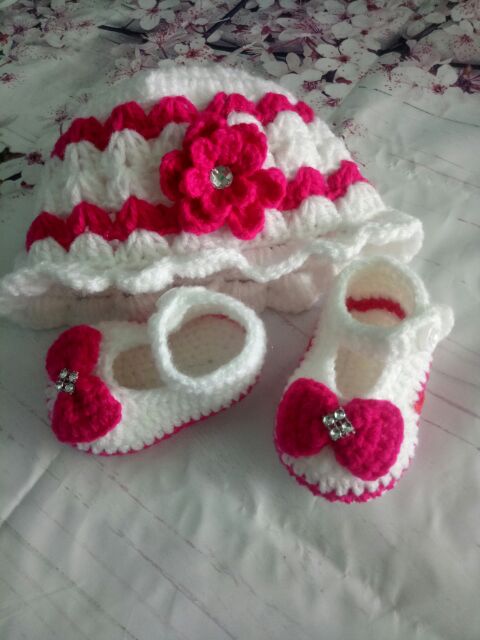 SET NÓN VÀ GIÀY LEN CHO BÉ GÁI