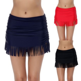 Chân váy tua rua mặc Bikini