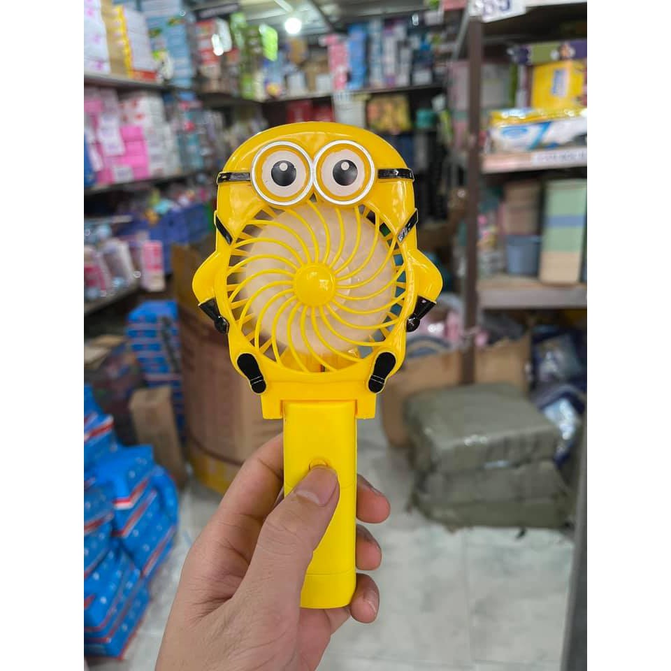 Quạt cầm tay Minion nhỏ nhắn đáng yêu