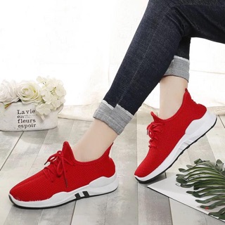 Giày đỏ đen đế độn