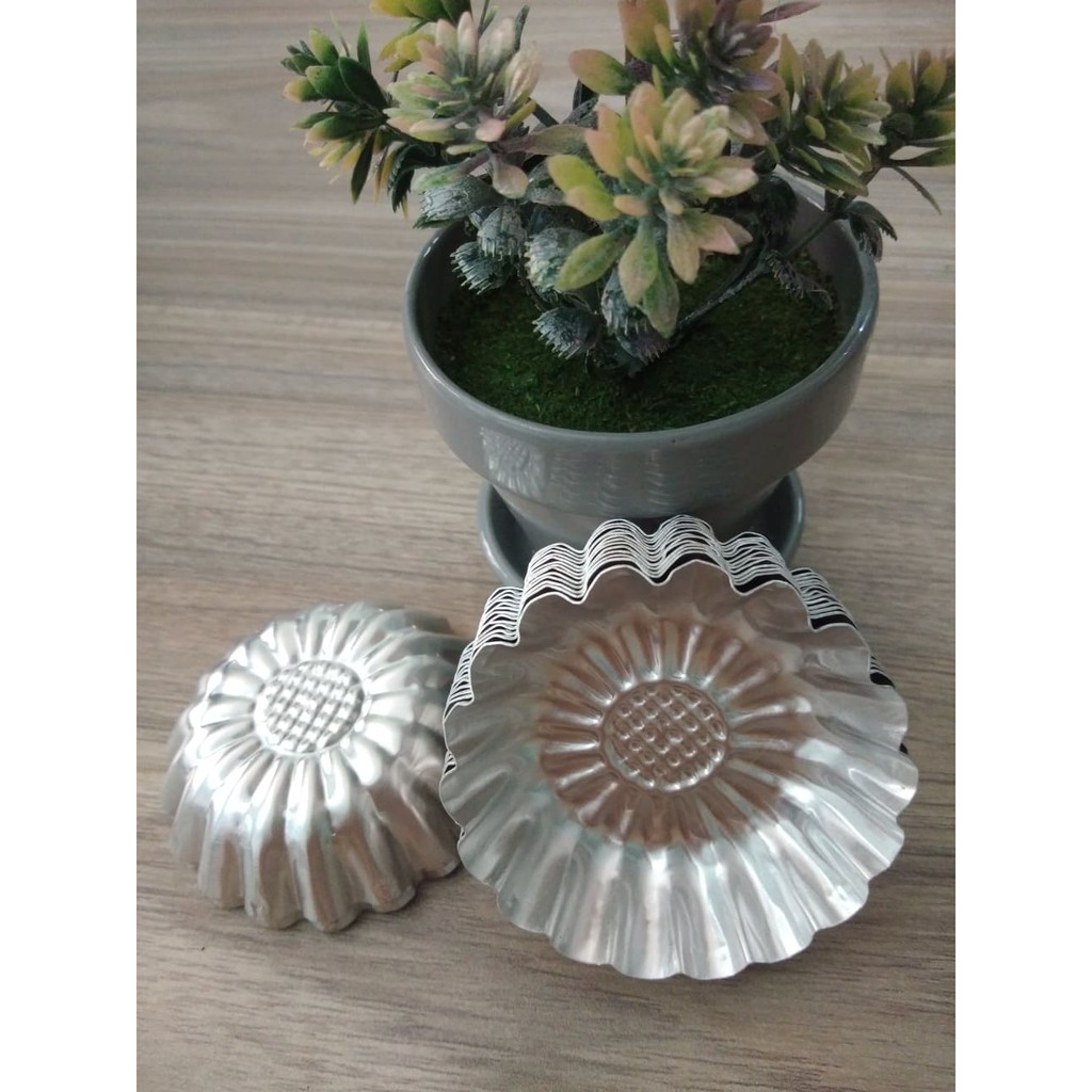 BỘ 50 KHUÔN BÁNH BÒ HÌNH CHIẾC LÁ/ BÔNG CÚC/ BÔNG MAI 6 CM