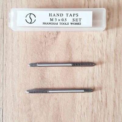 BỘ 2 CÂY VÍT TARO REN TRONG CẦM TAY SIZE M3