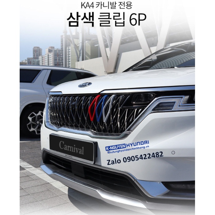 Sọc màu trang trí dán trên calang xe Carnival mới