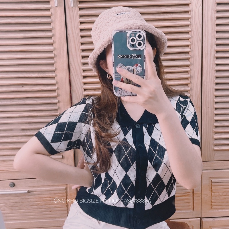 Áo croptop ô trám cho nàng chubby 50-75kg