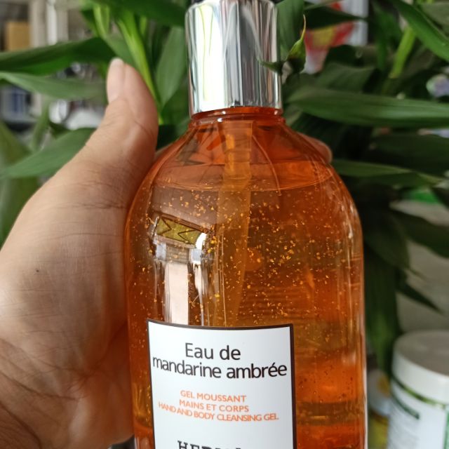 Sữa Tắm Hương nước hoa Pháp Hermes Eau de Mandarine Ambree 300ML