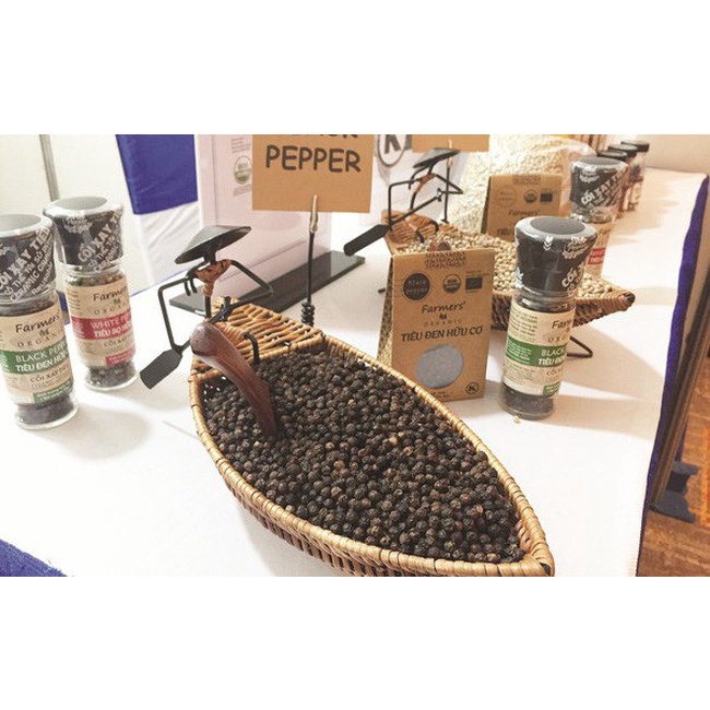 Hạt Tiêu Đen Giá Sỉ - TĐ500 - To Tròn Đều Chắc Hạt - Qùa Tặng 100gr Hạt Điều Màu Đỏ- BigMon