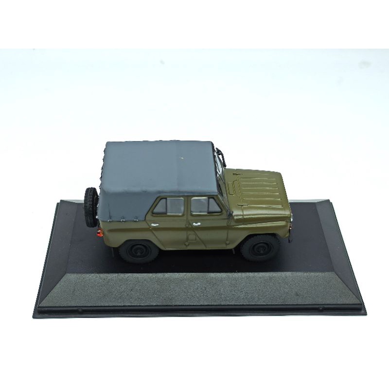 Mô hình xe Uaz 469