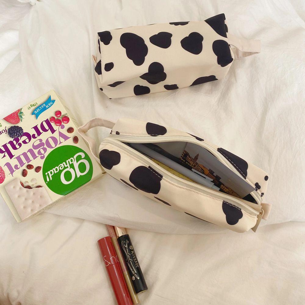 Bóp Viết In Hình Bò Sữa Dễ Thương