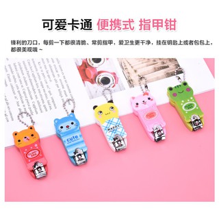 Bấm móng tay cute đáng yêu