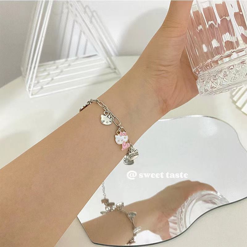 Vòng đeo tay mặt hình bông hoa hồng thời trang xinh xắn dành cho nữ