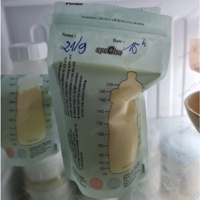 Hộp 30 túi trữ sữa mẹ 200ml Spectra có cảm ứng nhiệt - Hàn Quốc