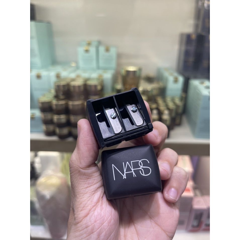 GỌT / CHUỐT CHÌ MẮT MÔI NARS PENCIL SHAPENER