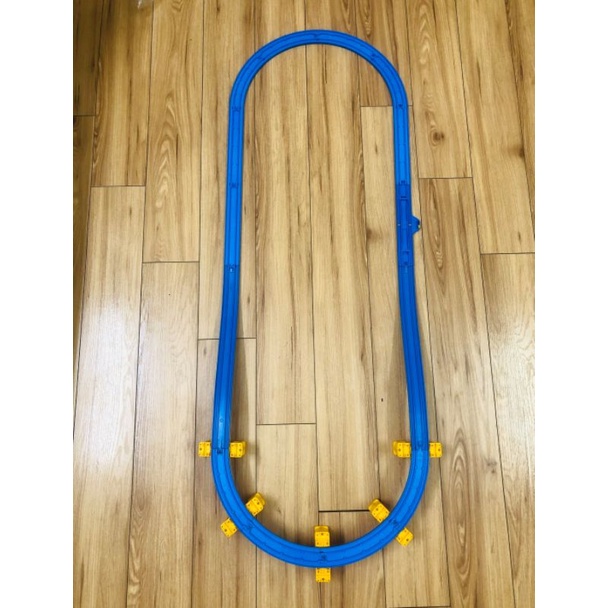 Ray cầu Takara Tomy cho tàu Tomy chạy với chặn dừng và nhiều điểm rẽ nhánh