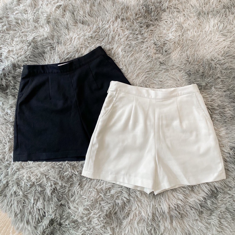 Quần short khaki