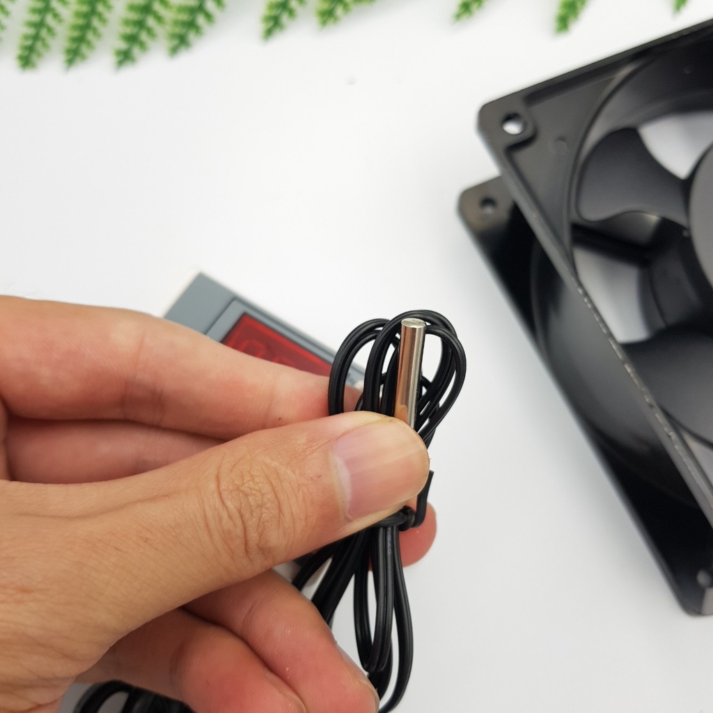 Bộ Quạt Tản Nhiệt 220V 12CM Cài Đặt Theo Nhiệt Độ FAN-ACT01 3000RPM