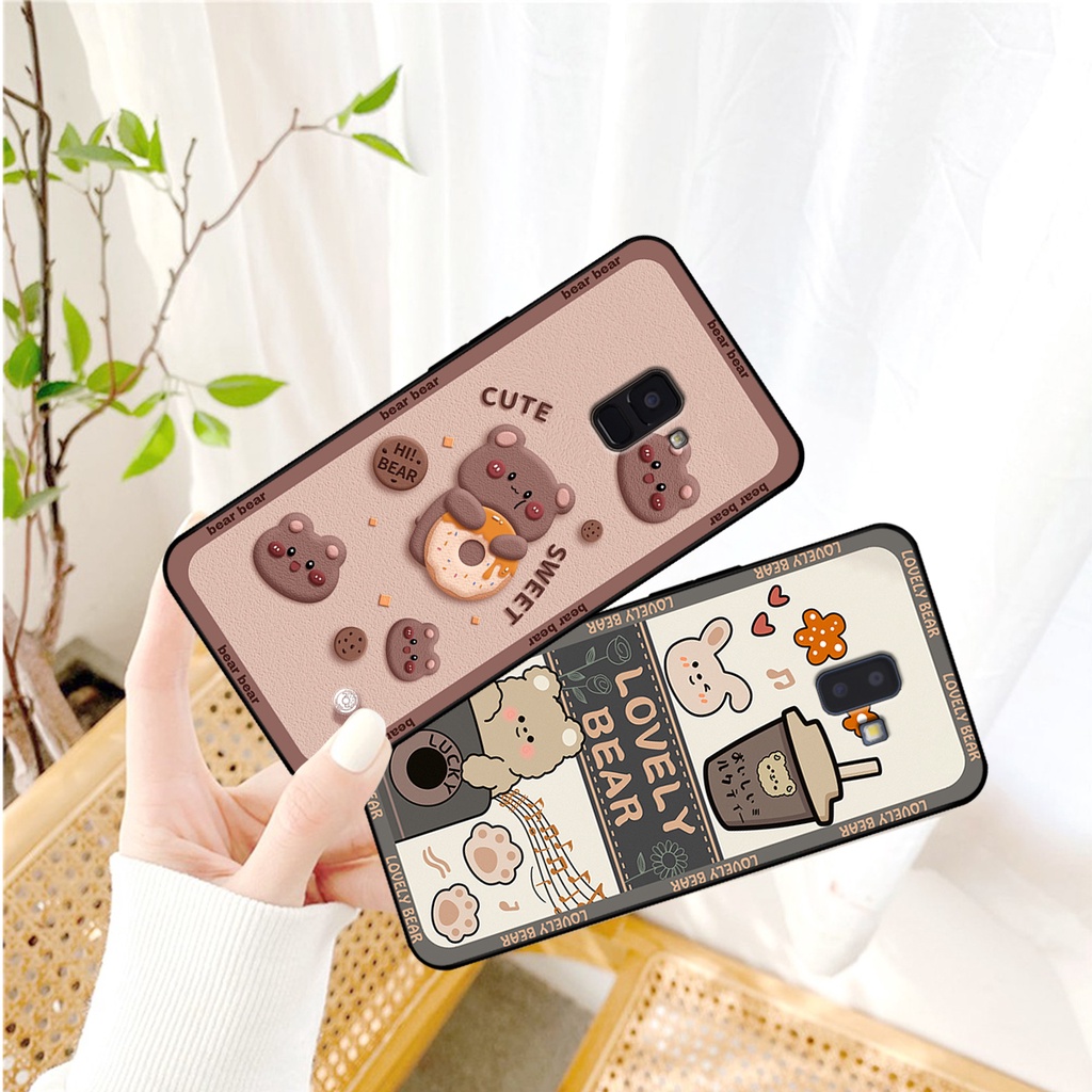 Ốp lưng Samsung J6 2018 / J6 Plus / J6+ / J8 in hình gấu bear dễ thương, bền đẹp