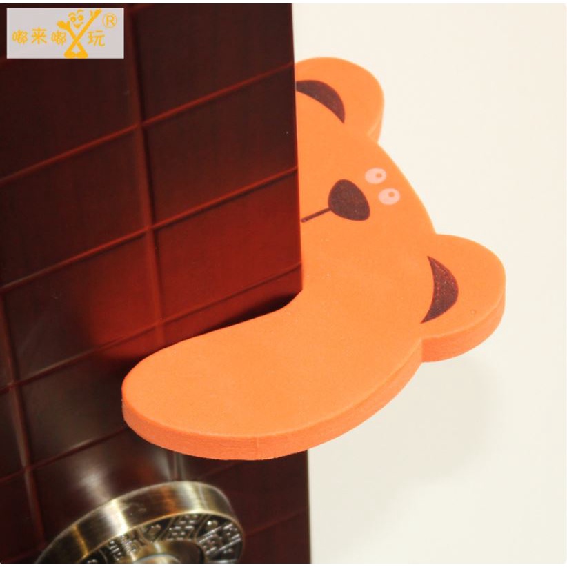 Miếng xốp chặn cửachống kẹt tay hình thú an toàn cho bé