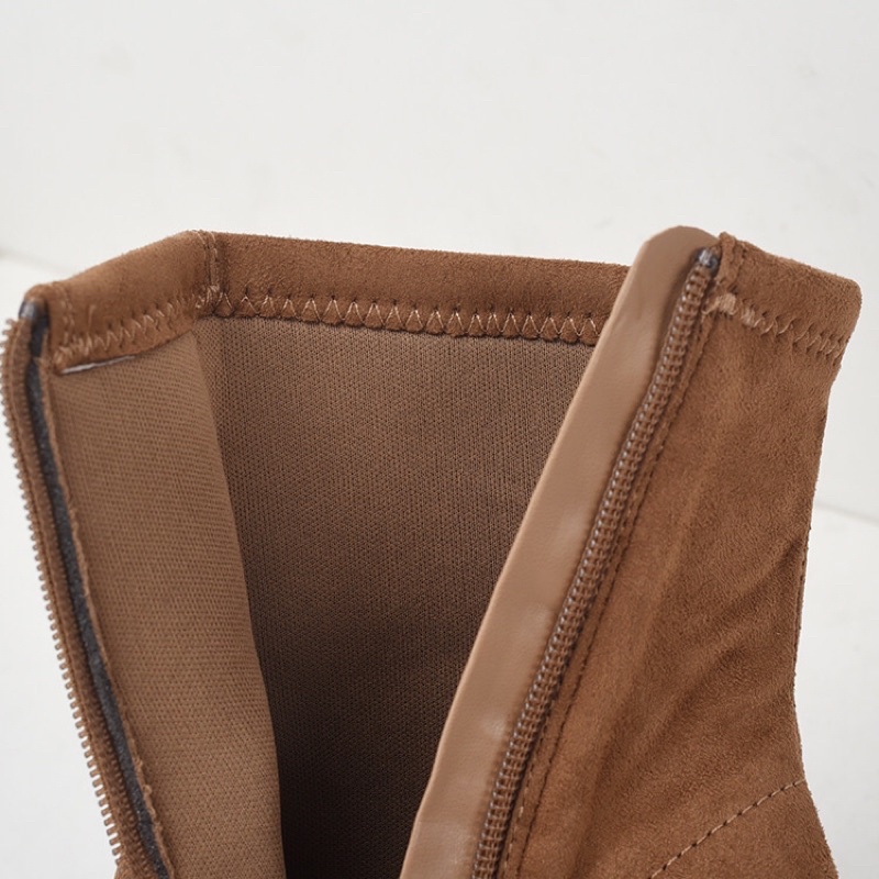 Boots da lộn xuất uk