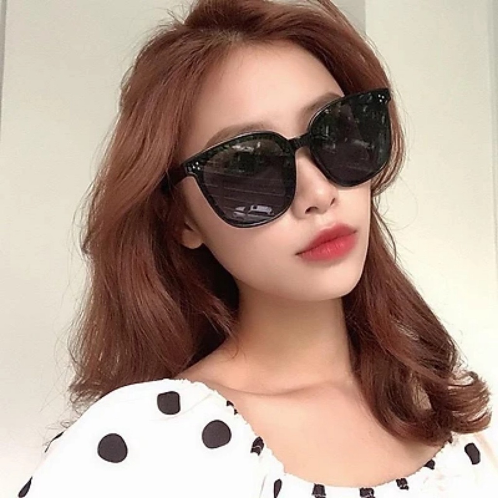 Kính mát nữ thời trang trẻ gọng chữ V phong cách hàn quốc phù hợp đi chơi dã ngoại,chụp ảnh M01
