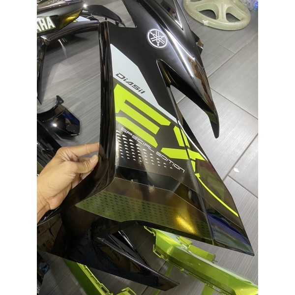 Dàn áo Exciter 150 Đen bóng tem mẫu mới Y15zr 2020