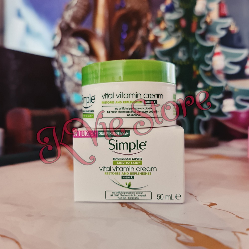 Kem Dưỡng Da Ban Đêm Simple Kind To Skin Vital Vitamin Night Cream 50ml