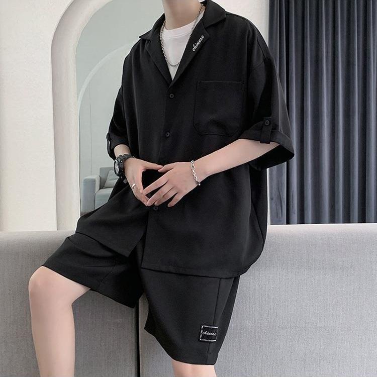 Trang phục áo vest quần short 2 món thời trang mùa hè Anh Quốc thịnh hành