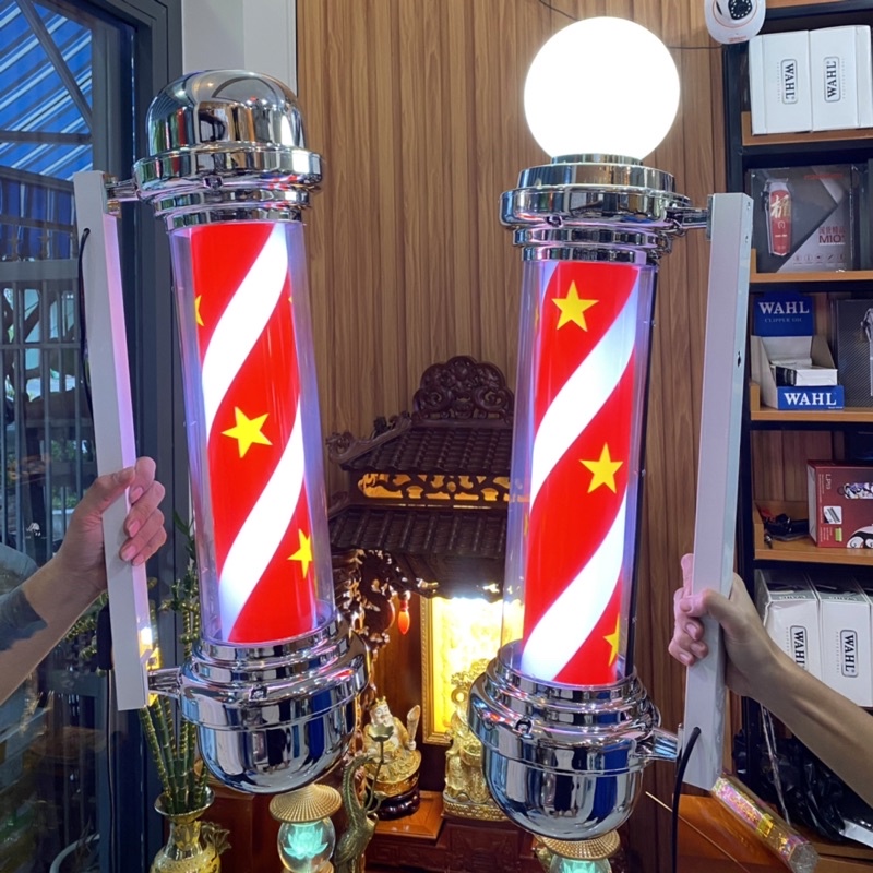 Đèn Xoay Trang Trí Lá Cờ Quốc Kỳ Việt Nam
