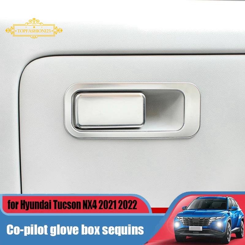 Vỏ bọc hộp đựng găng tay màu đen đính kim sa trang trí cho Hyundai Tucson NX4 2021 2022