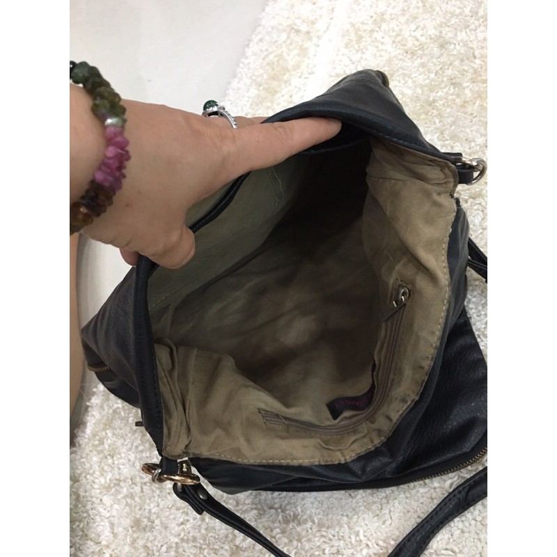 Túi si hiệu y hình