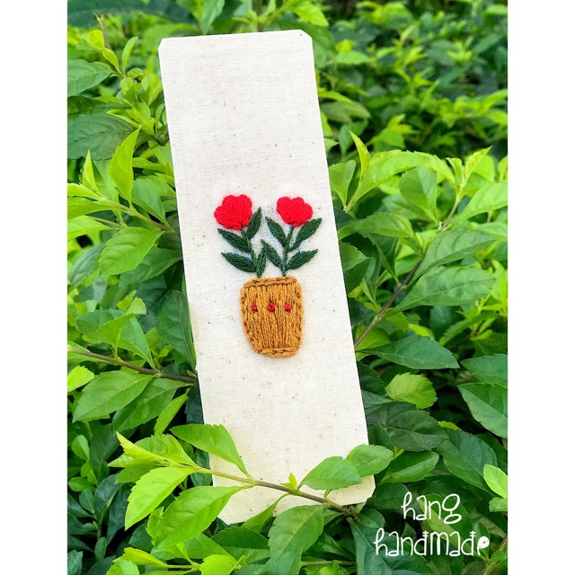 Bookmark thêu tay