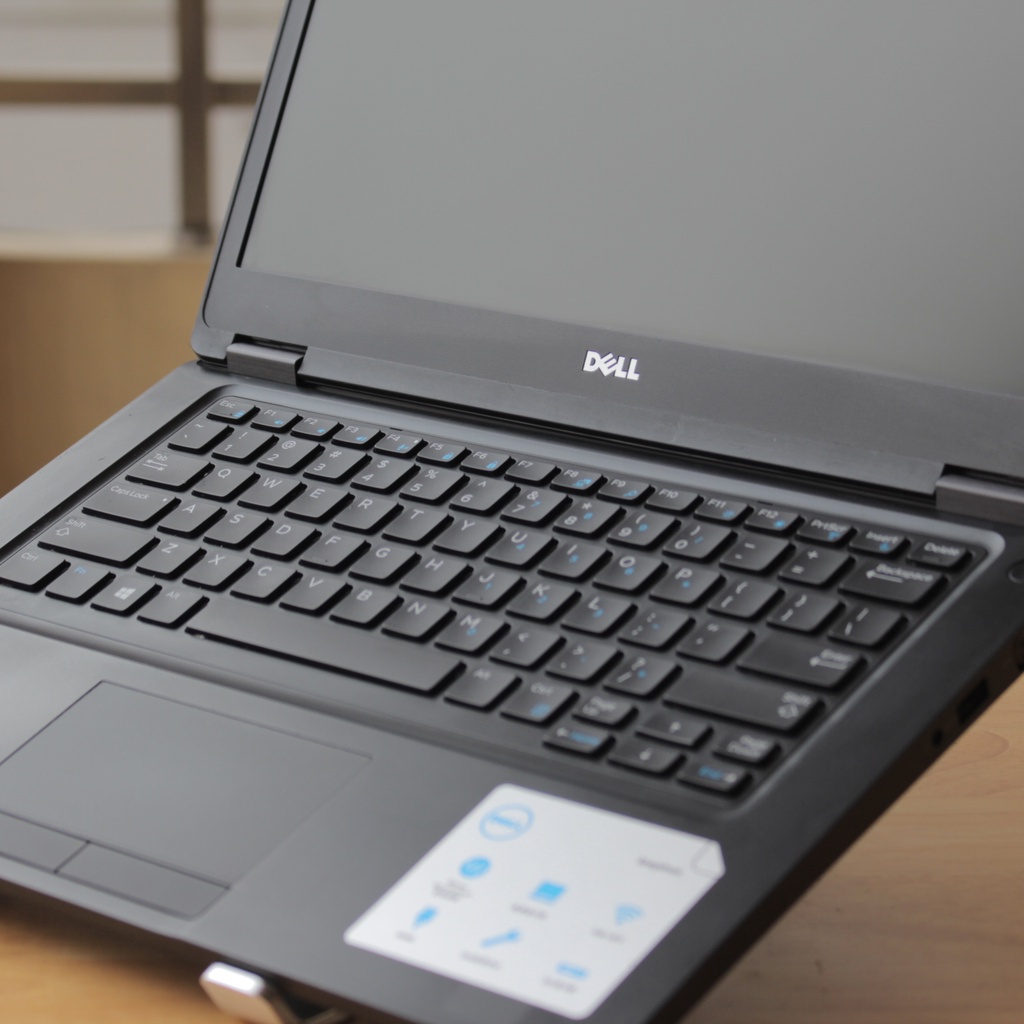 Laptop DELL Latitude E5480 14.1" Core I5 3.20GHz 8G 240G SSD
