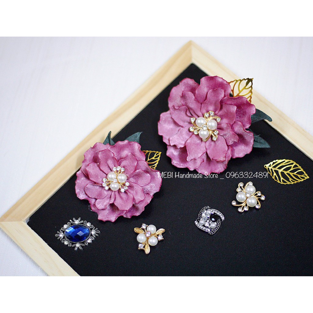 (Ảnh thật 100%) Hoa cài áo handmade đính nhụy hạt siêu xinh