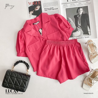 Váy set hồng: áo cổ vest tay cộc 2 túi nắp, sooc cùng màu