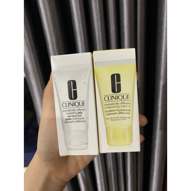 Gel Dưỡng Ẩm (da khô) Clinique Dramatically Different Moisturizing Lotion + Emulsion 30ml