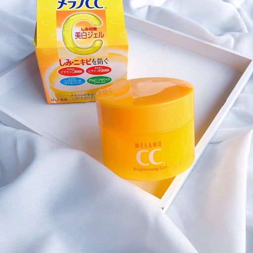 Kem Dưỡng Trắng Da Melano dưỡng ẩm, Kem duong am trắng da