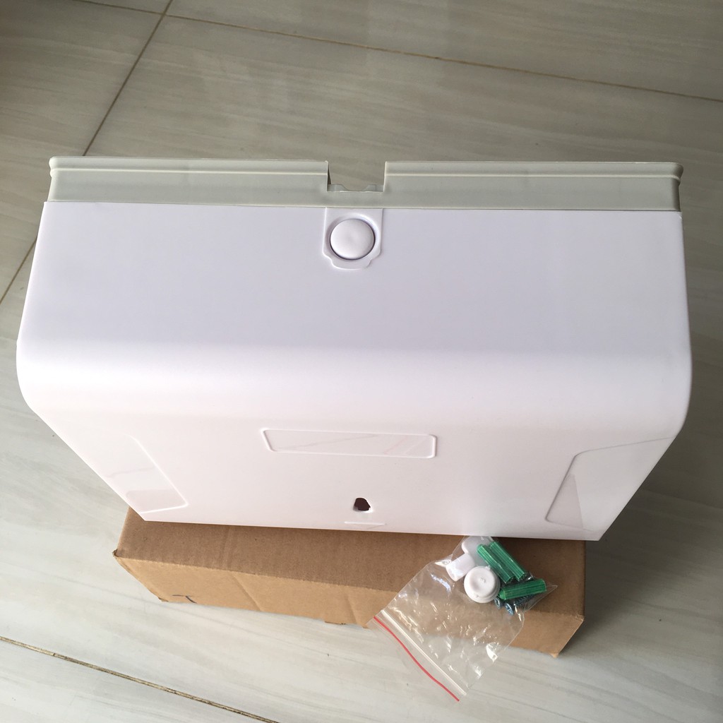 Hộp đựng giấy lau tay rút kéo - hộp đựng giấy treo tường - hop dung giay lau tay màu trắng | BigBuy360 - bigbuy360.vn
