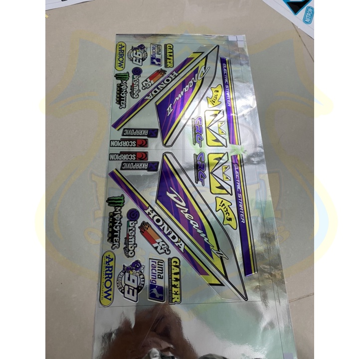 ( Quí khách vui lòng mang ra tiệm cho thợ dán ) Tem DREAM CHẤT LIỆU CROM DẺO CAO CẤP