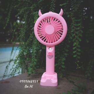 Quạt sạc mini phun sương cute có đèn