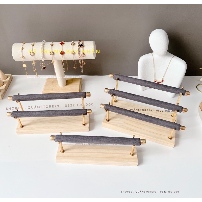 Kệ trưng bày nhẫn sang trọng