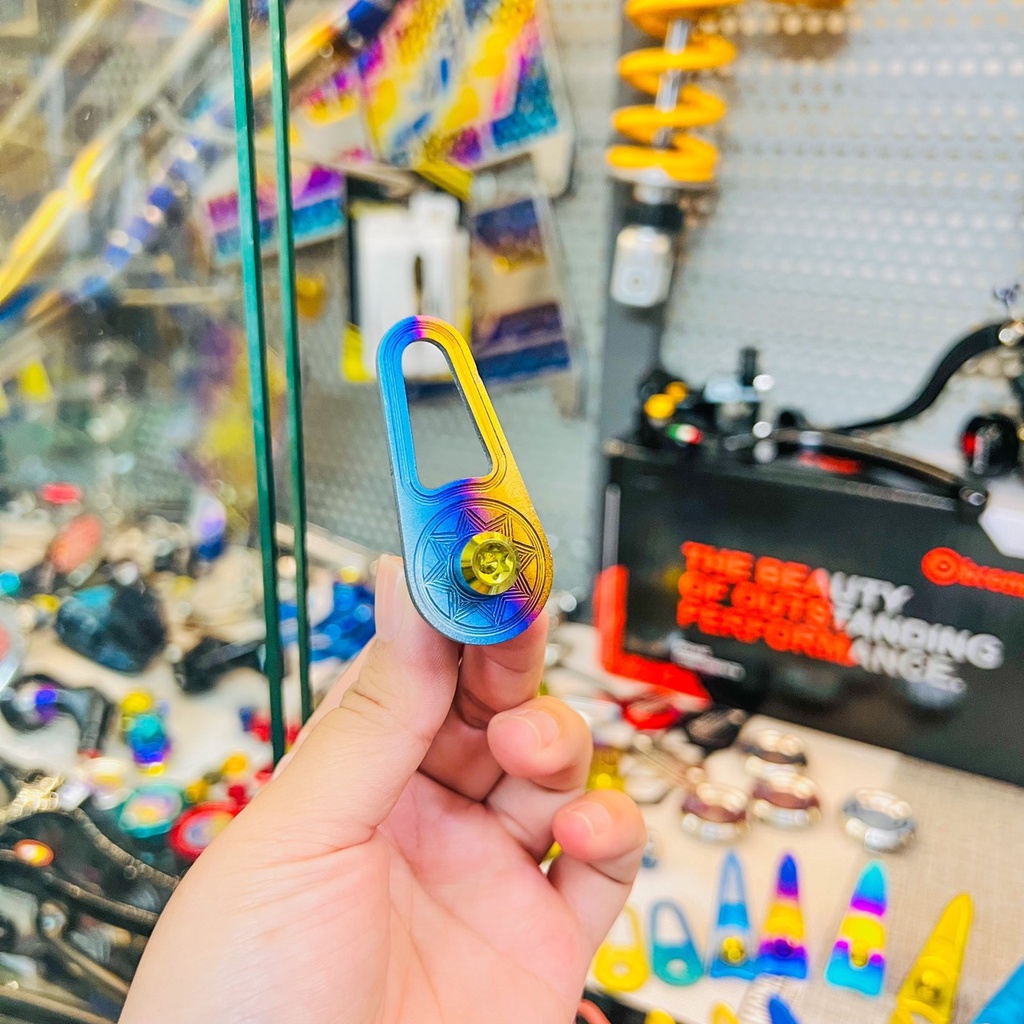 Móc treo giỏ xe Titanium đủ màu cực đẹp 🇹🇭