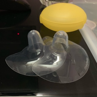Núm trợ ty Medela chính hãng 350k (pass) new 99%