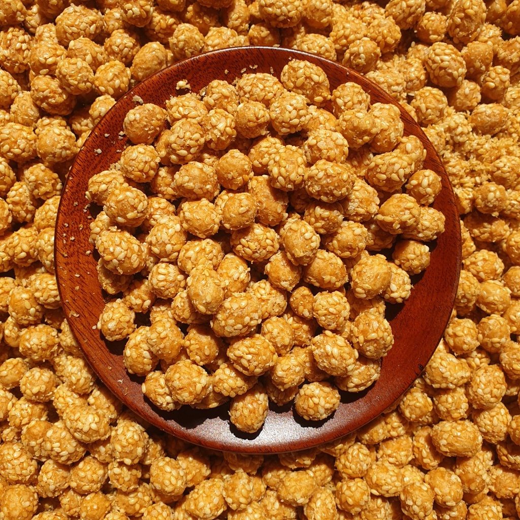 Đậu Phộng Da Cá Vị Mè - Lon 150Gr
