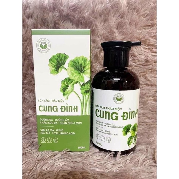 HÀNG CHÍNH HÃNG - Sữa Tắm Thảo Mộc Cung Đình - Trần Kim Huyền